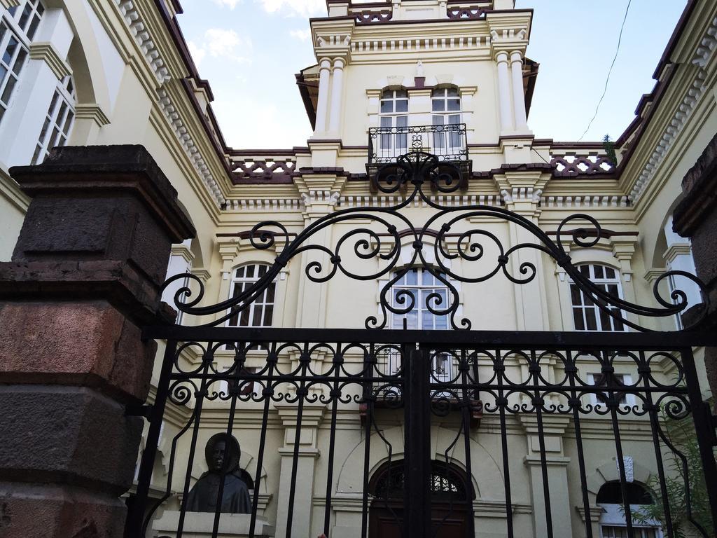 Hostal Latina Cuenca Exterior photo