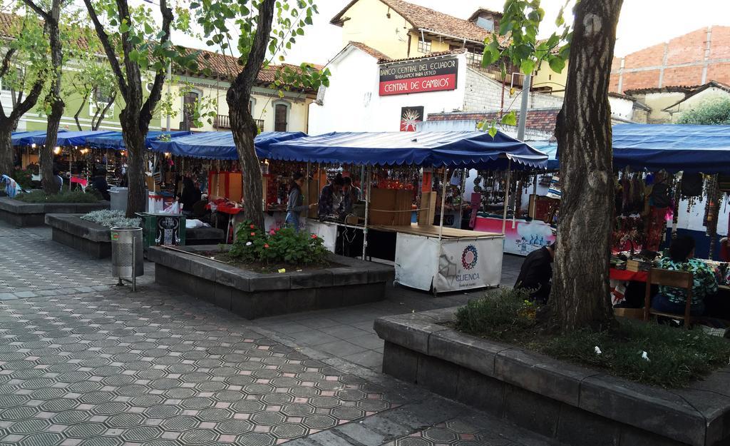 Hostal Latina Cuenca Exterior photo